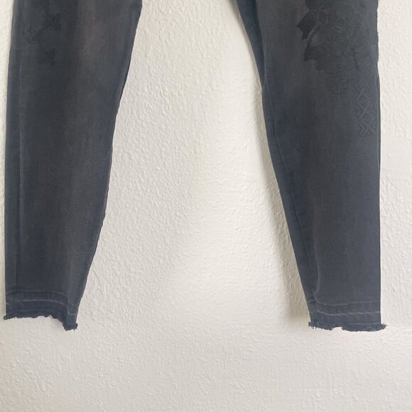 LVPL by Liverpool Kaden Embroidered Release Hem Ankle Jeans stretch Size 10/30 - Picture 4 of 12